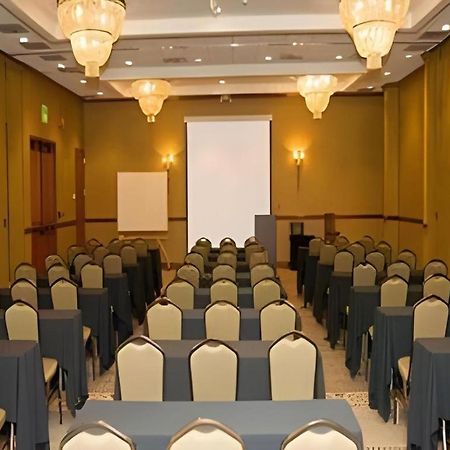 Garden Plaza Hotel سادل بروك المظهر الخارجي الصورة