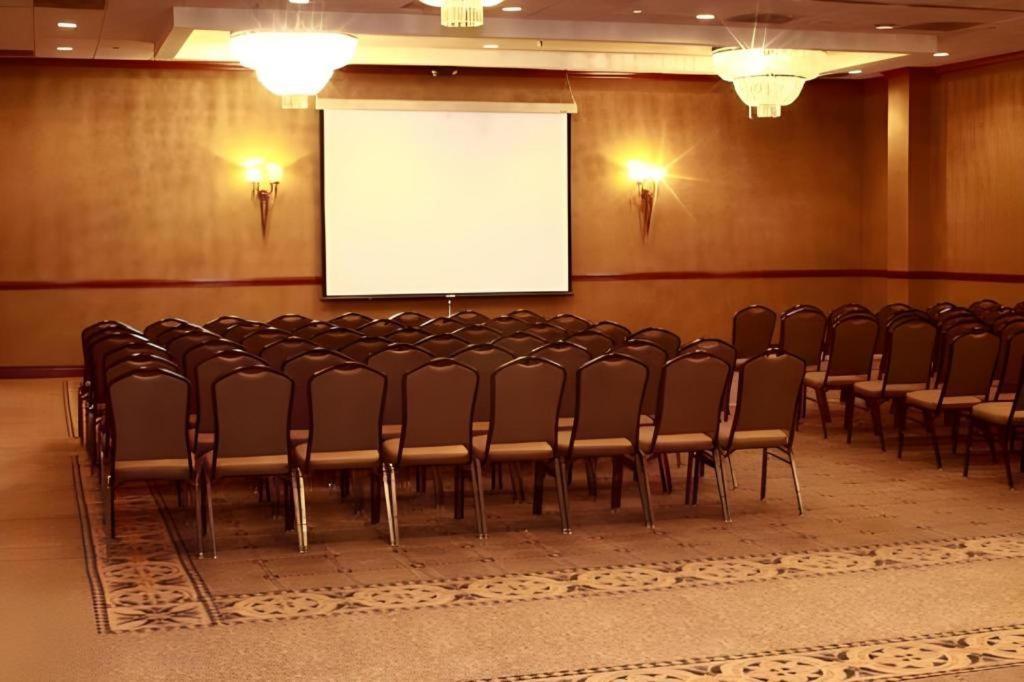 Garden Plaza Hotel سادل بروك المظهر الخارجي الصورة