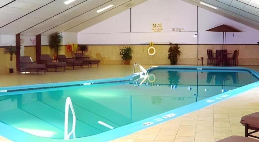 Garden Plaza Hotel سادل بروك المظهر الخارجي الصورة
