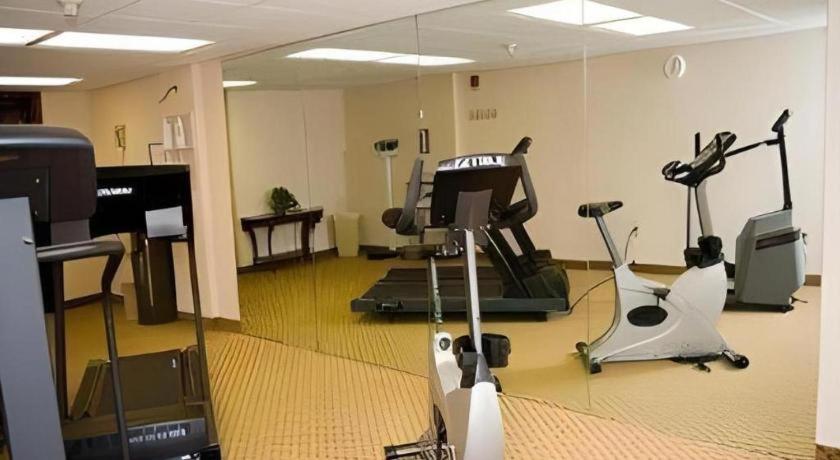 Garden Plaza Hotel سادل بروك المظهر الخارجي الصورة