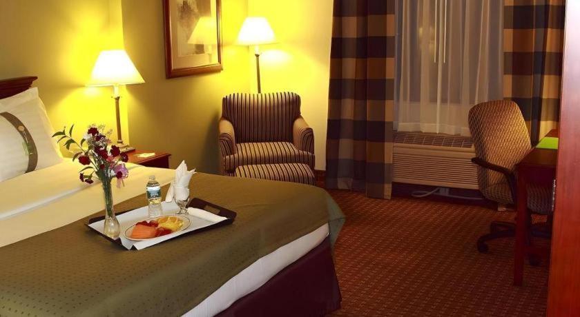 Garden Plaza Hotel سادل بروك المظهر الخارجي الصورة